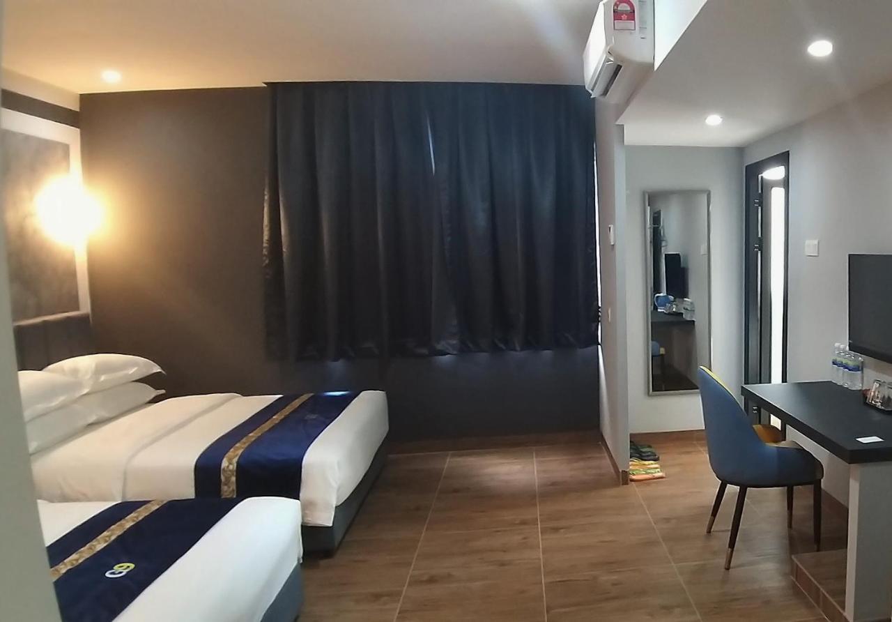 Good 9 Hotel - Cahaya Kota Puteri Pasir Gudang Extérieur photo