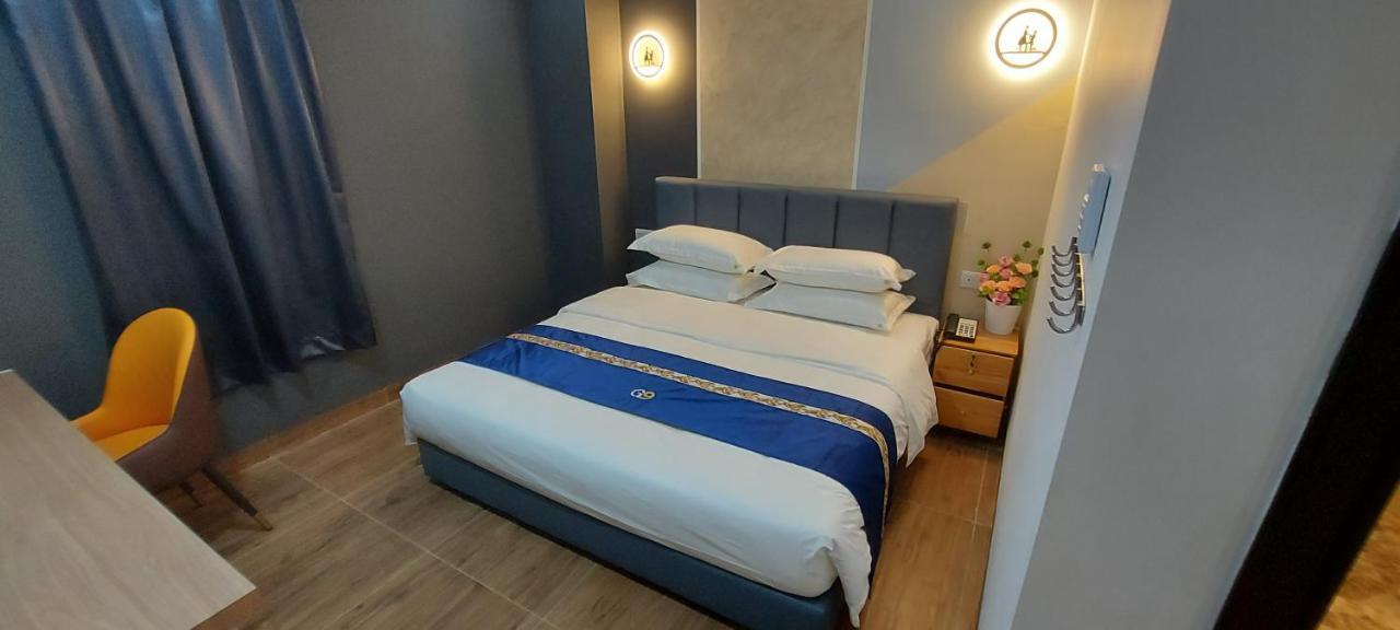 Good 9 Hotel - Cahaya Kota Puteri Pasir Gudang Extérieur photo
