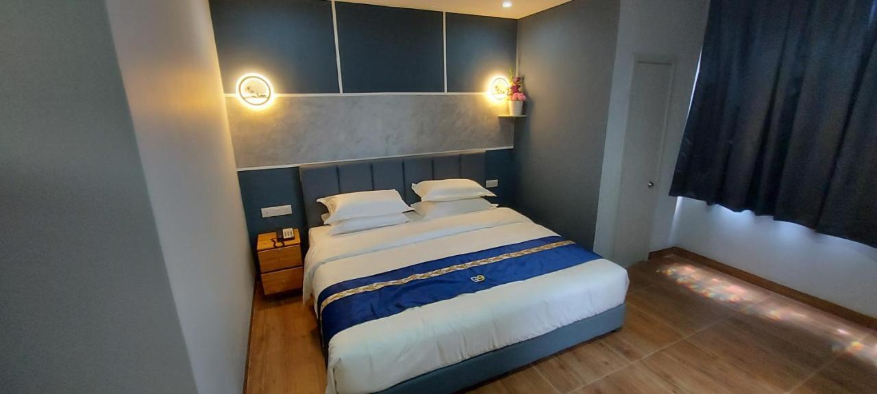 Good 9 Hotel - Cahaya Kota Puteri Pasir Gudang Extérieur photo
