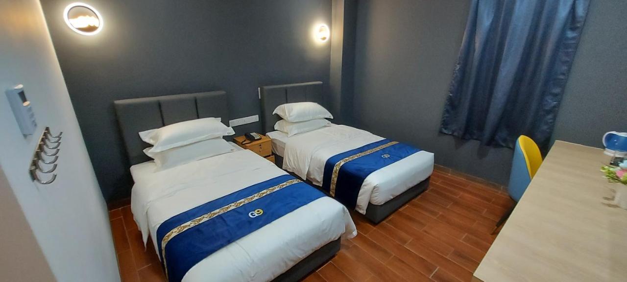 Good 9 Hotel - Cahaya Kota Puteri Pasir Gudang Extérieur photo