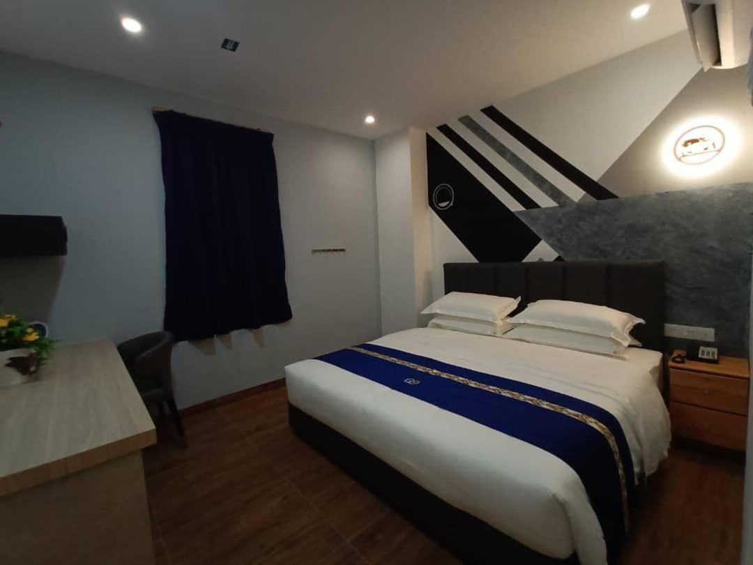 Good 9 Hotel - Cahaya Kota Puteri Pasir Gudang Extérieur photo