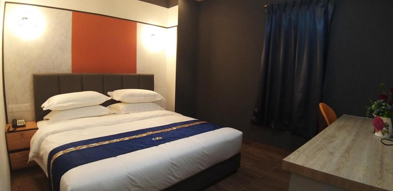 Good 9 Hotel - Cahaya Kota Puteri Pasir Gudang Extérieur photo