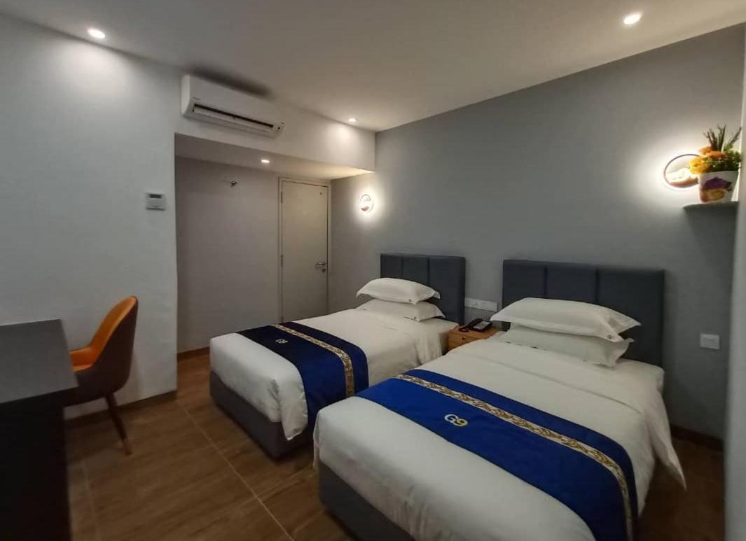 Good 9 Hotel - Cahaya Kota Puteri Pasir Gudang Extérieur photo