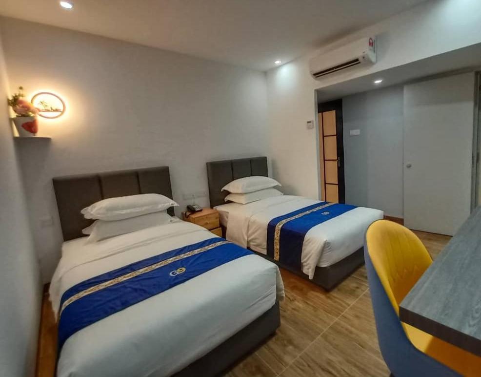 Good 9 Hotel - Cahaya Kota Puteri Pasir Gudang Extérieur photo